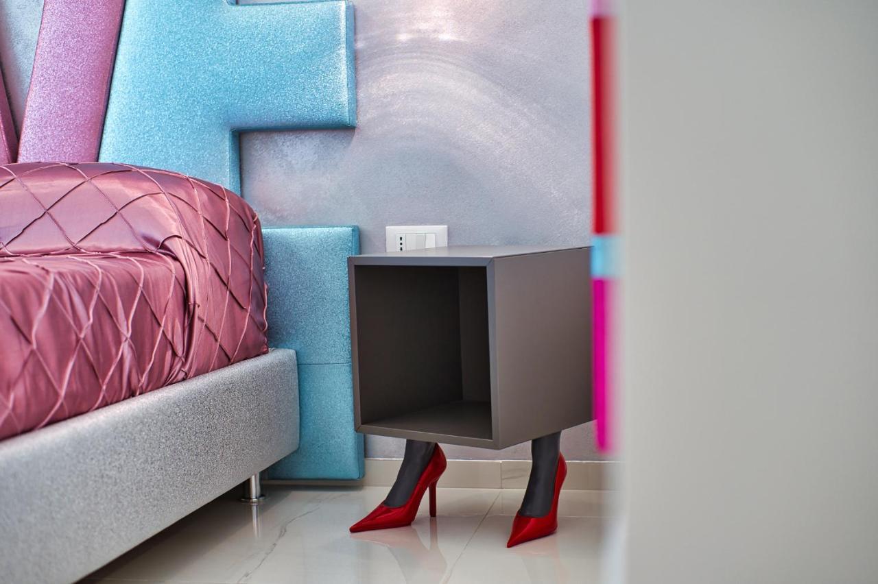 Distinto Suite & Rooms Lecce Kültér fotó