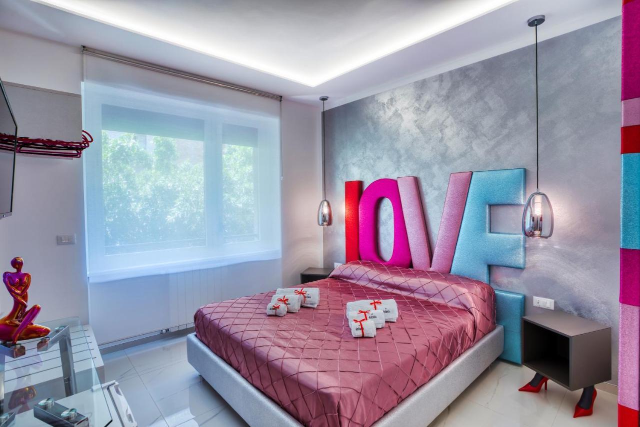 Distinto Suite & Rooms Lecce Kültér fotó